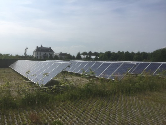 zonnepanelen-op-grond.JPG